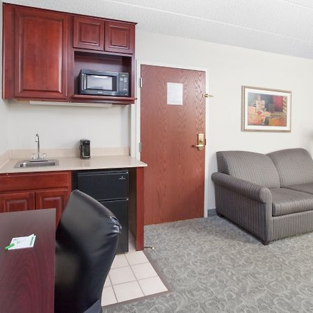 Holiday Inn & Suites Chicago-Carol Stream Wheaton By Ihg Luaran gambar