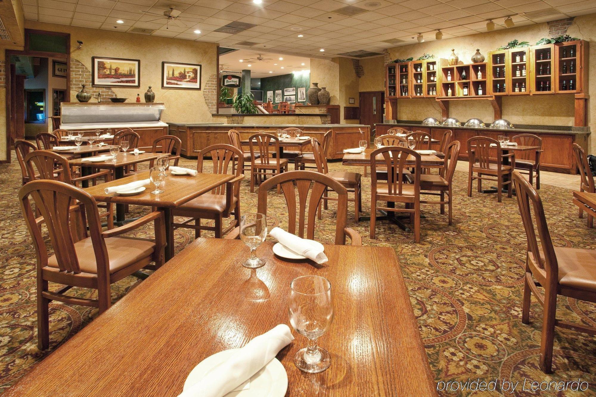 Holiday Inn & Suites Chicago-Carol Stream Wheaton By Ihg Restoran gambar
