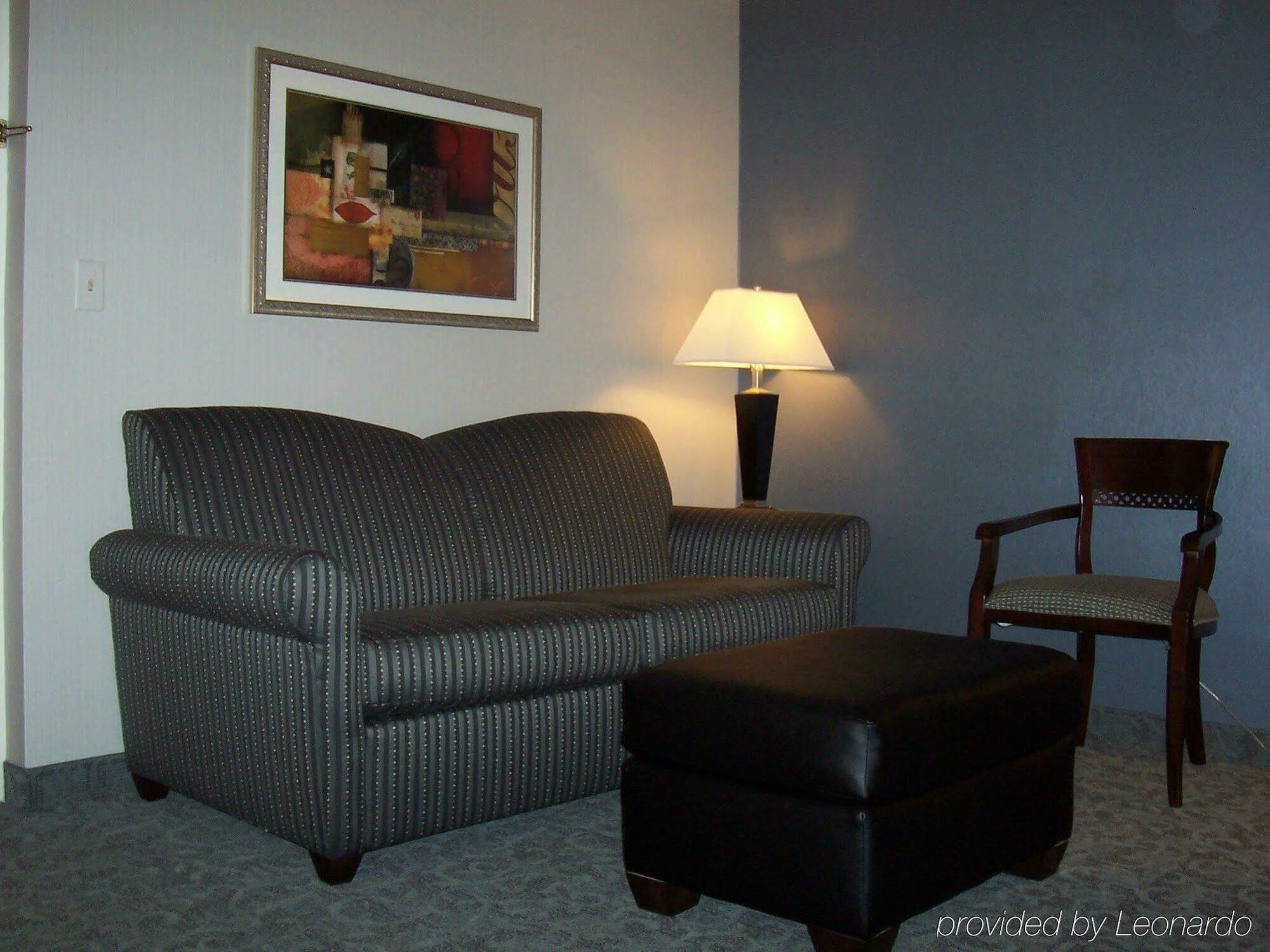Holiday Inn & Suites Chicago-Carol Stream Wheaton By Ihg Dalaman gambar